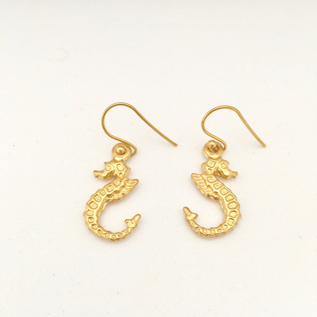 Sea horse Earrings - gold plate